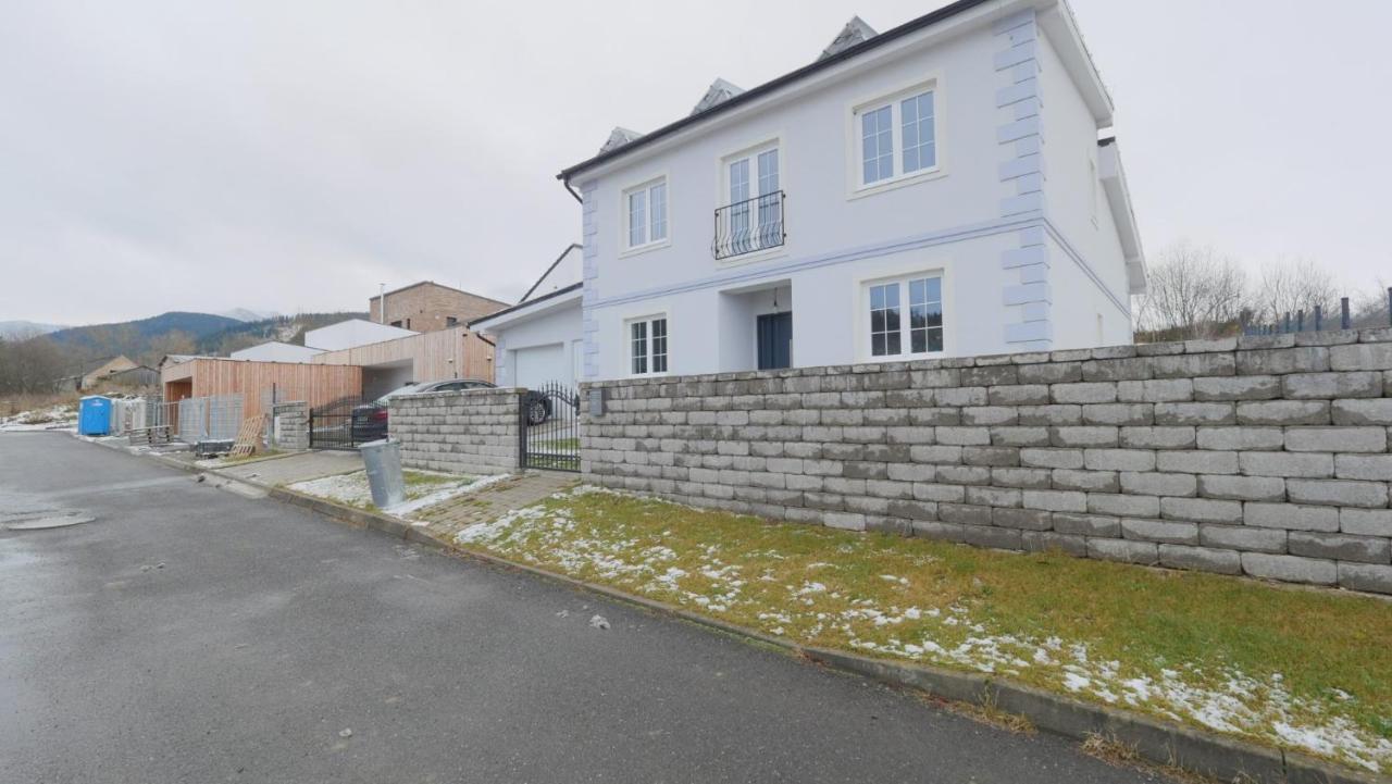 Apartmanovy Dom S Virivkou, Pod Secnom, Liptovsky Jan Villa Liptovský Mikuláš Dış mekan fotoğraf