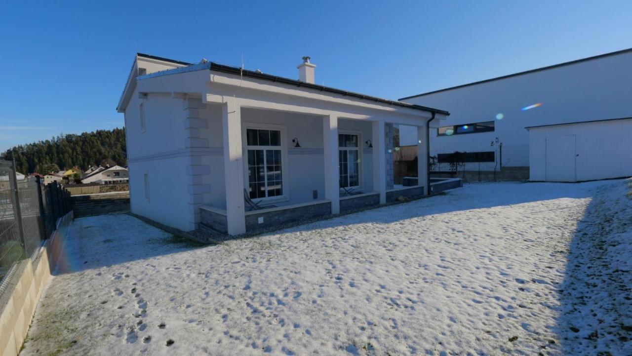Apartmanovy Dom S Virivkou, Pod Secnom, Liptovsky Jan Villa Liptovský Mikuláš Dış mekan fotoğraf