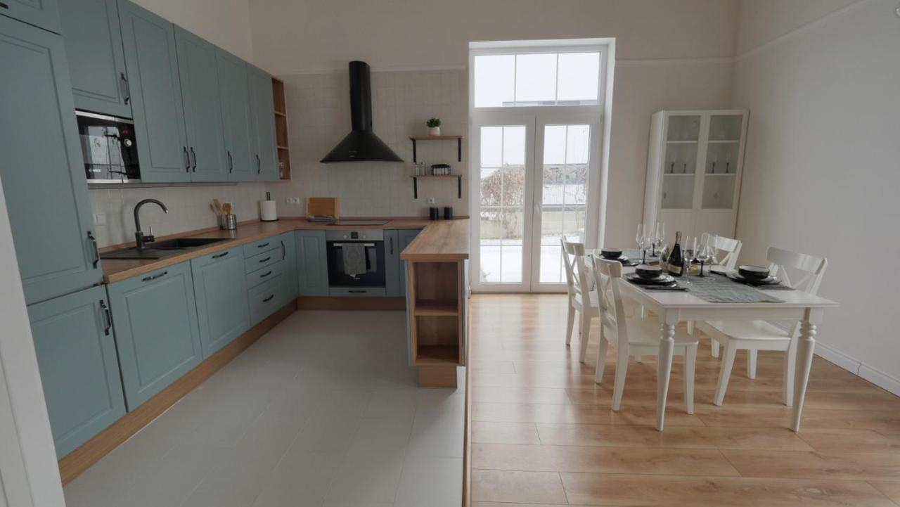 Apartmanovy Dom S Virivkou, Pod Secnom, Liptovsky Jan Villa Liptovský Mikuláš Dış mekan fotoğraf