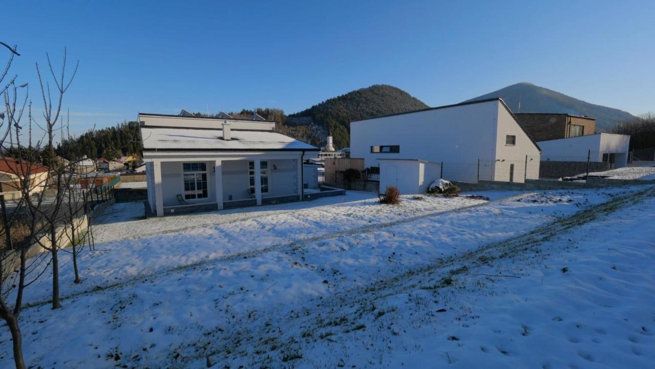 Apartmanovy Dom S Virivkou, Pod Secnom, Liptovsky Jan Villa Liptovský Mikuláš Dış mekan fotoğraf